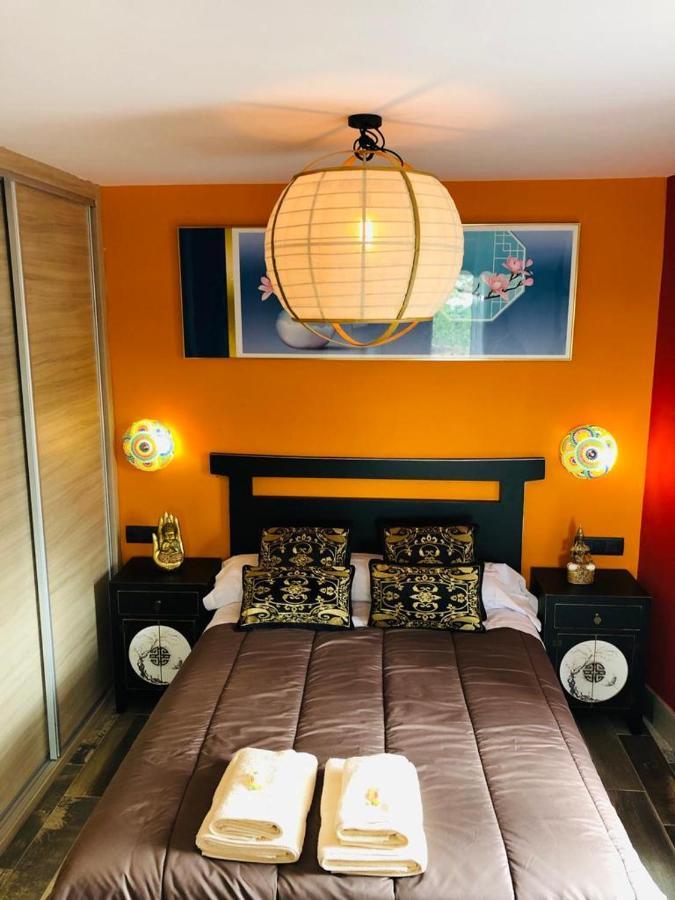 Apartamentos Deluxe Con Jacuzzi O Chimenea Love For Two Collado Mediano Luaran gambar