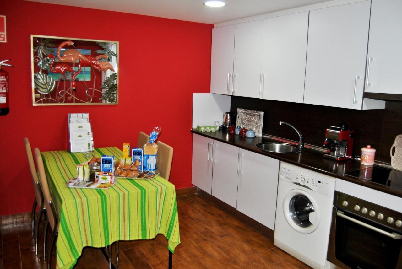 Apartamentos Deluxe Con Jacuzzi O Chimenea Love For Two Collado Mediano Luaran gambar